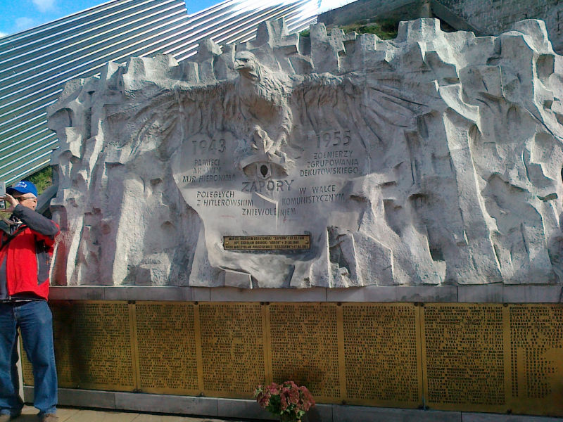 Pomnik pamięci żołnierzy AK