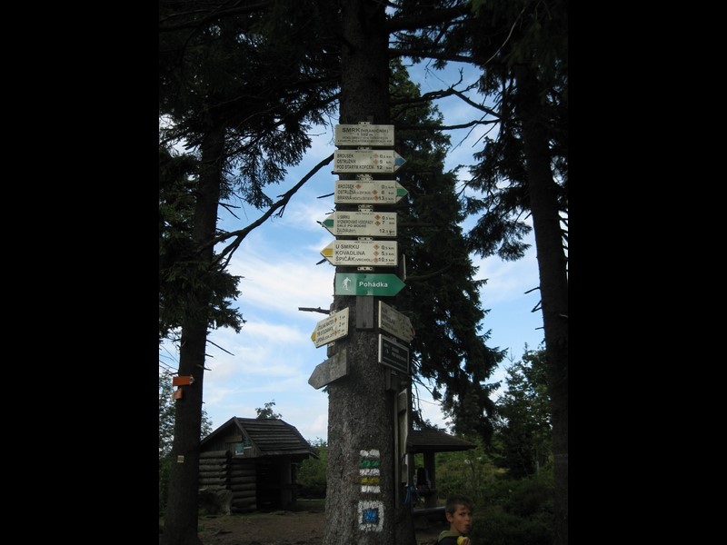 Smrek Trójkrajny 1109 m, granica trzech regionów, Śląska, Moraw i Ziemi Kłodzkiej