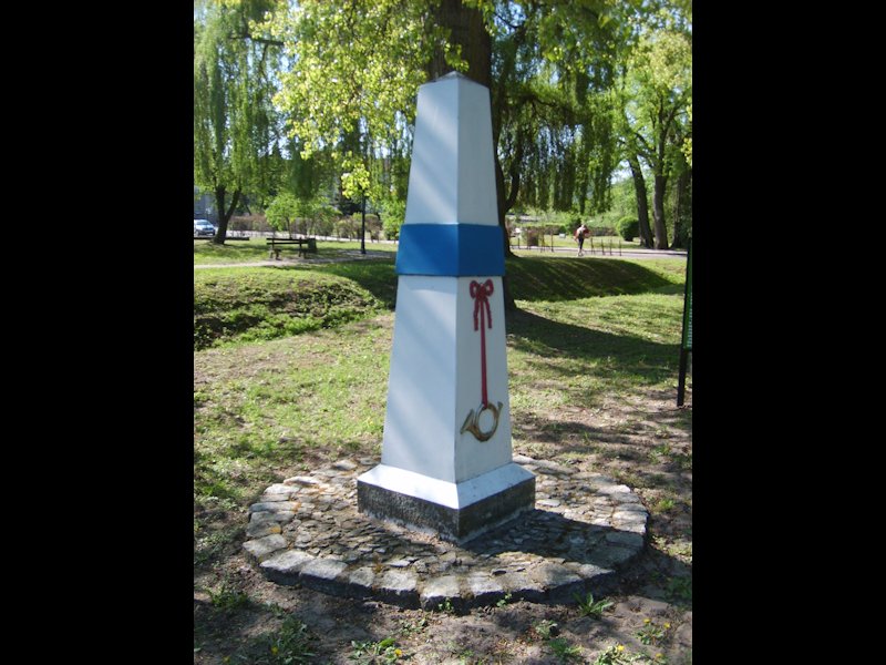 Obelisk całomilowy z Dobroszyna