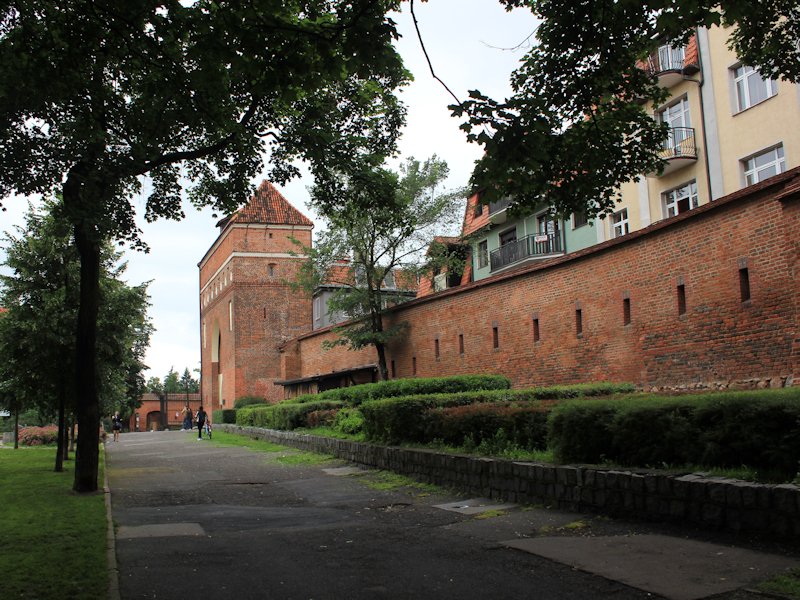 Nadwiślański pasaż wzdłuż murów obronnych