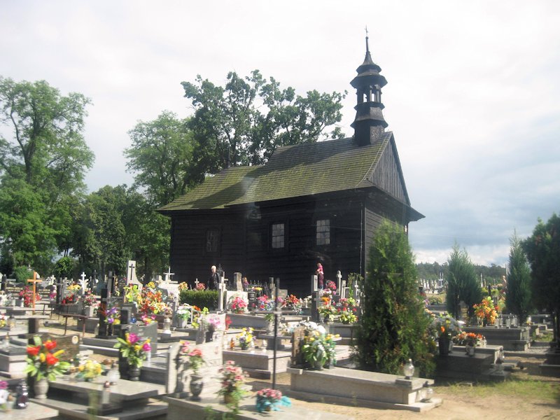 obecnie cmentarna  kaplica św.Izaaka z XV w.