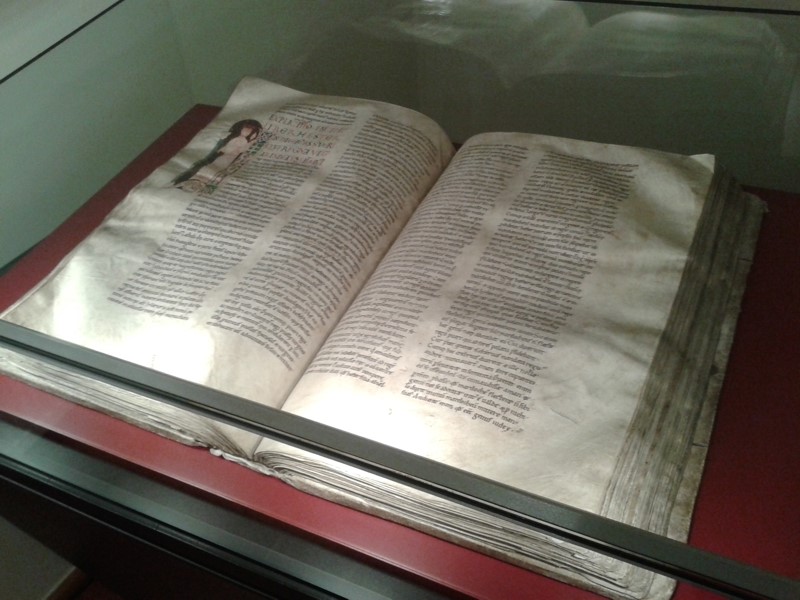 Średniowieczna Biblia Płocka - rękopis Pisma Świętego z 1 poł.XII w.