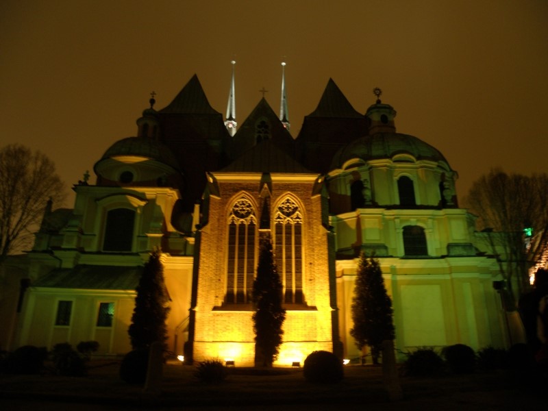 Katedra od strony Pl.Katedralnego
