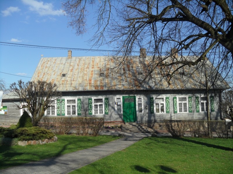 Przykład zabytkowej XIX-wiecznej drewnianej zabudowy w Sokółce