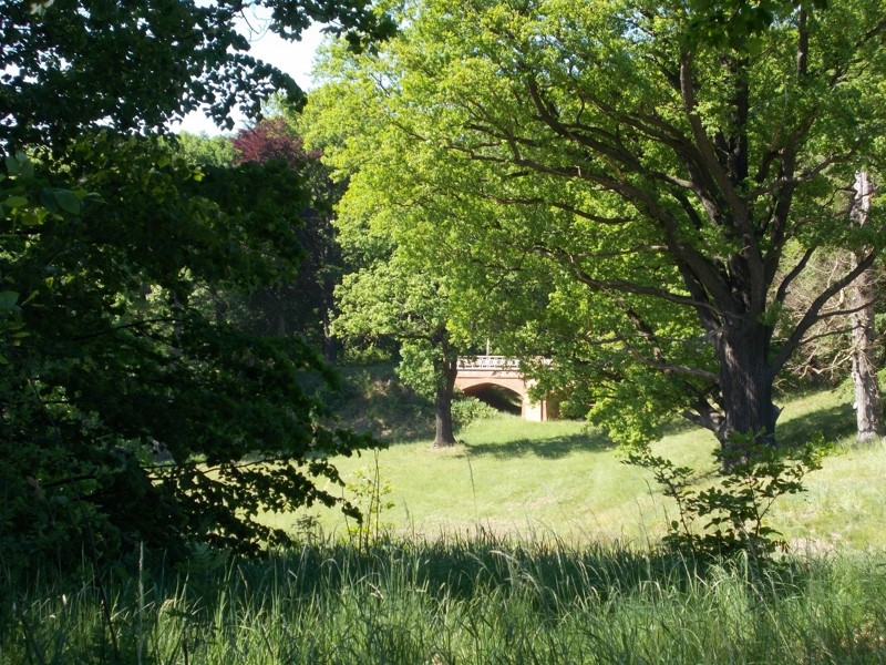 Jest to park krajobrazowy z 1. połowy XIX wieku, będący czołowym przykładem europejskiej sztuki ogrodowej